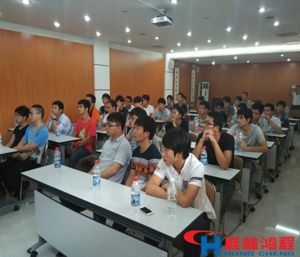 桂林理工大學(xué)學(xué)生到磨粉機(jī)生產(chǎn)基地參觀 桂林理工大學(xué)學(xué)生到磨粉機(jī)生產(chǎn)基地參觀