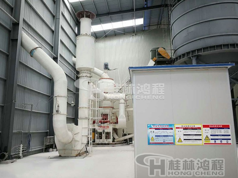 立磨機,時產(chǎn)500目10噸白云石磨粉設(shè)備 立磨機,時產(chǎn)500目10噸白云石磨粉設(shè)備