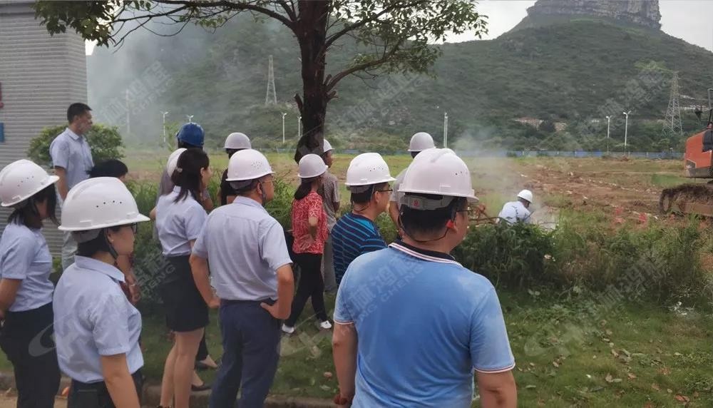 桂林鴻程機(jī)電設(shè)備有限公司廠區(qū)2#生產(chǎn)廠房開工大吉! 桂林鴻程機(jī)電設(shè)備有限公司廠區(qū)2#生產(chǎn)廠房開工大吉!